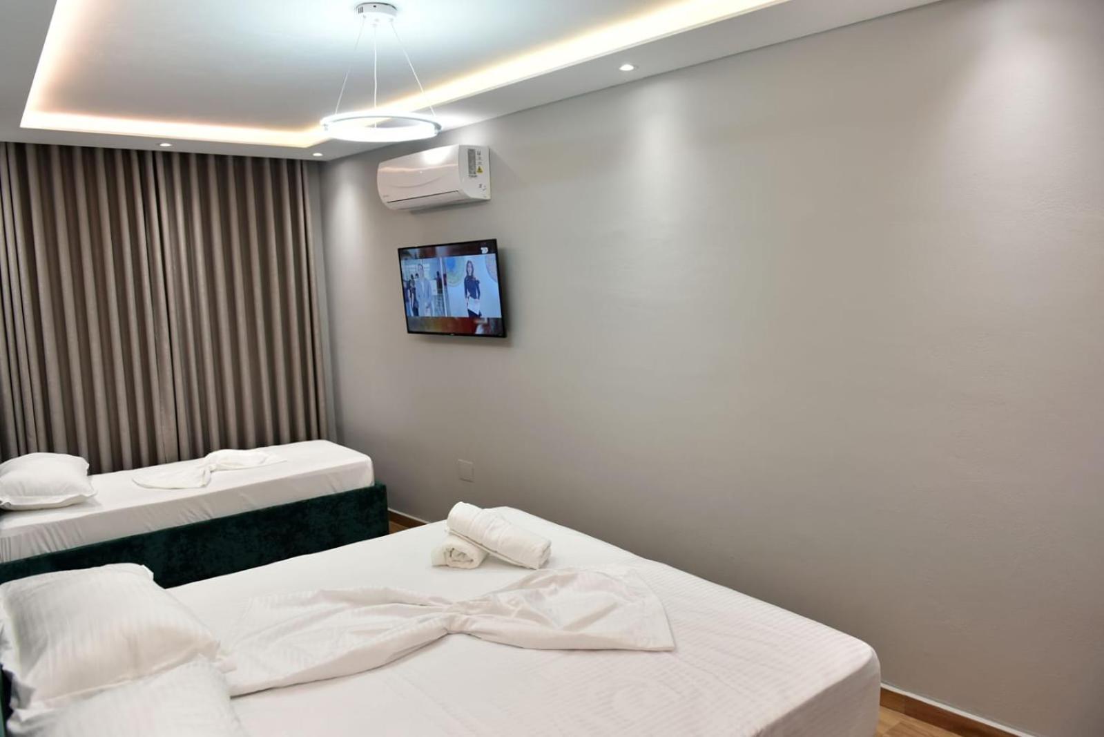 Vila Noar Vlorë Rom bilde